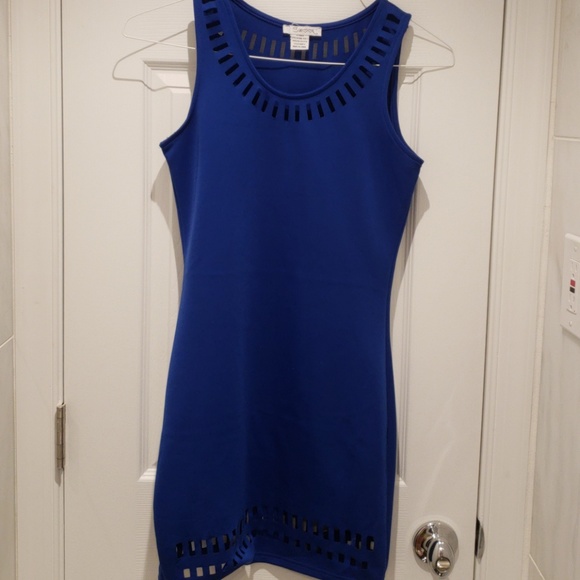 Mini dress - Picture 1 of 4